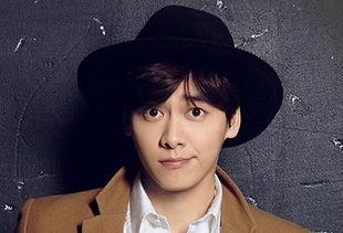 狗仔爆料李易峰视频,李易峰私密视频引发热议 第1张 狗仔爆料李易峰视频,李易峰私密视频引发热议 第1张